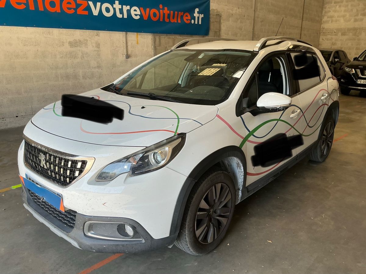 Peugeot 2008 2016 — photo 1