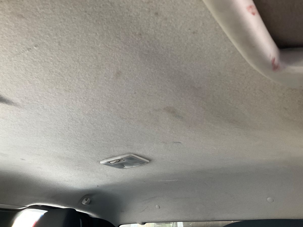 Isuzu D-MAX 2019 — photo 32