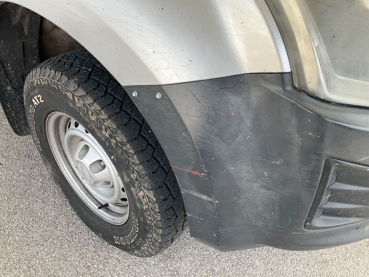 Isuzu D-MAX 2019 — photo 44