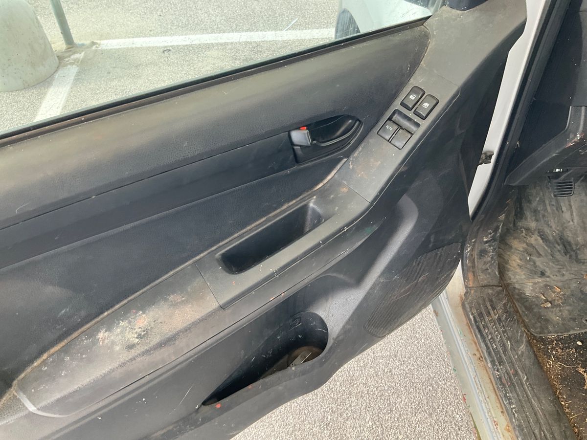 Isuzu D-MAX 2019 — photo 26
