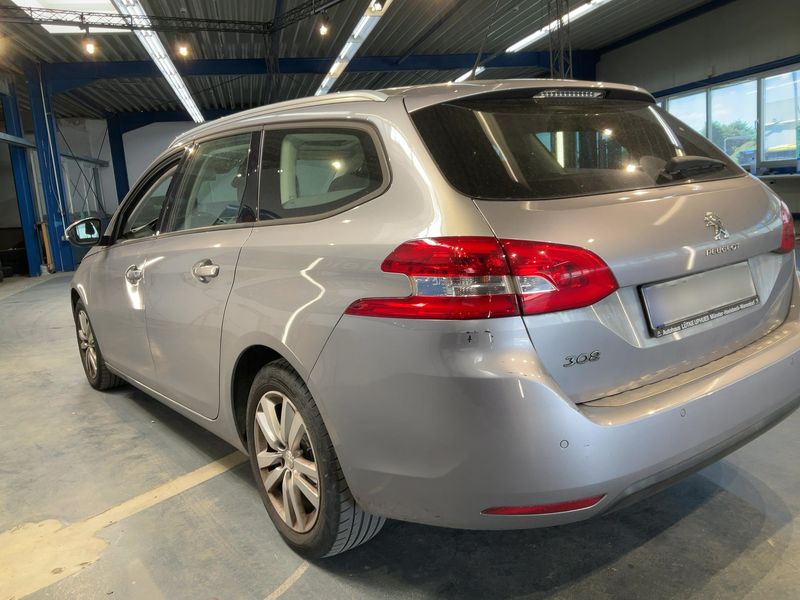Peugeot 308 1.5 Blue-HDi Active 2018 – снимка 6