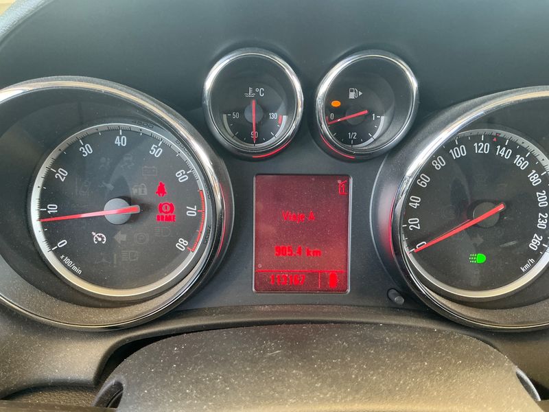 Opel Astra 1.6 Enjoy — zdjęcie 13