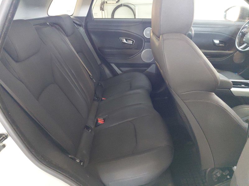 Land Rover Evoque 2.0 Td4 Pure — zdjęcie 14