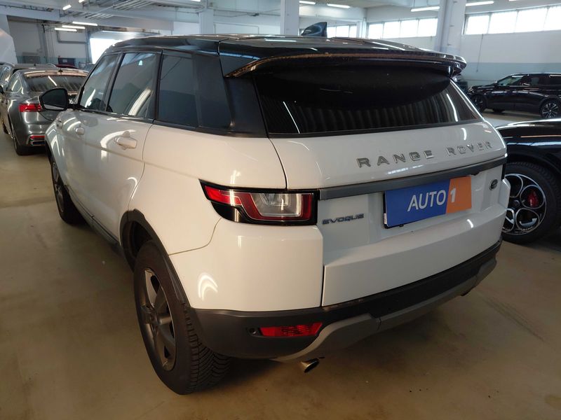Land Rover Evoque 2.0 Td4 Pure — zdjęcie 3