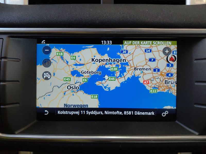 Land Rover Evoque 2.0 Td4 Pure — zdjęcie 13