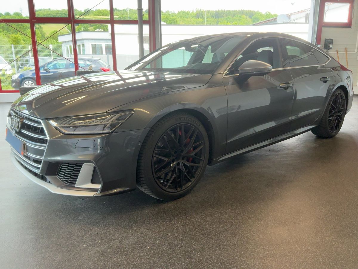 Audi S7 2021 — photo 1
