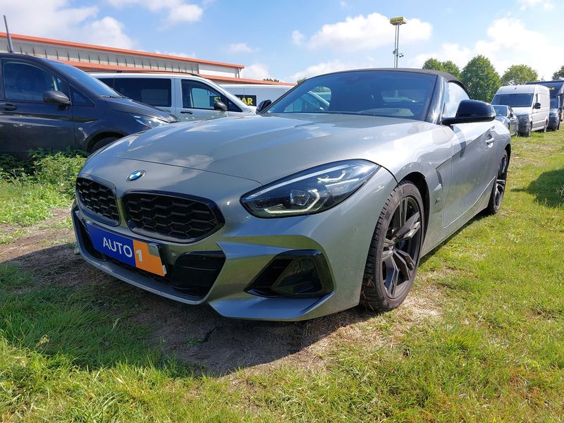 Z4 M40i