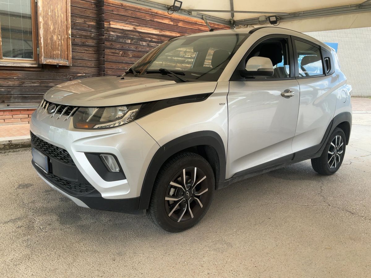 Mahindra KUV 2023