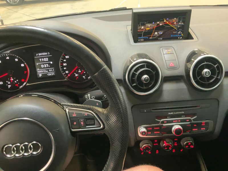 Audi A1 1.4 TFSI S line Sportpaket — zdjęcie 12