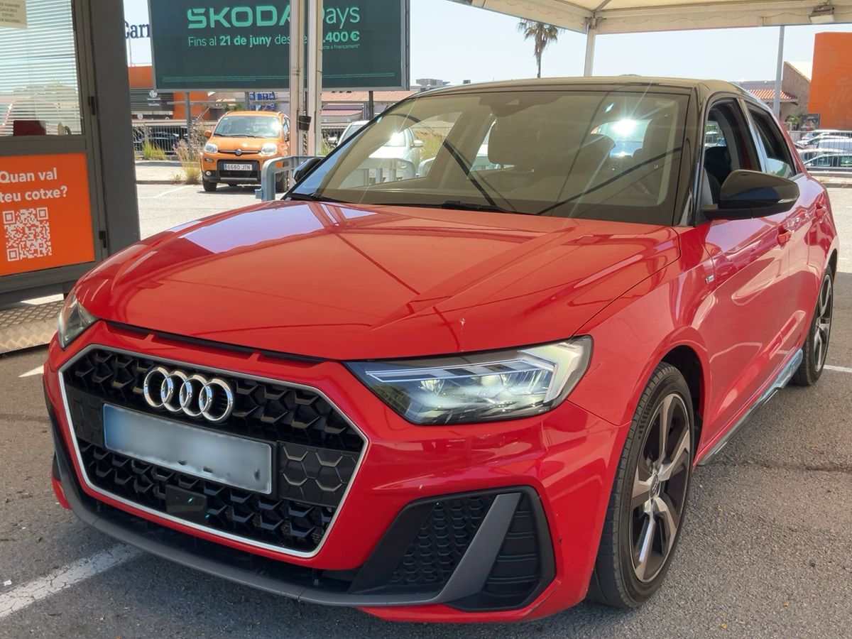 Audi A1 2020 — photo 1