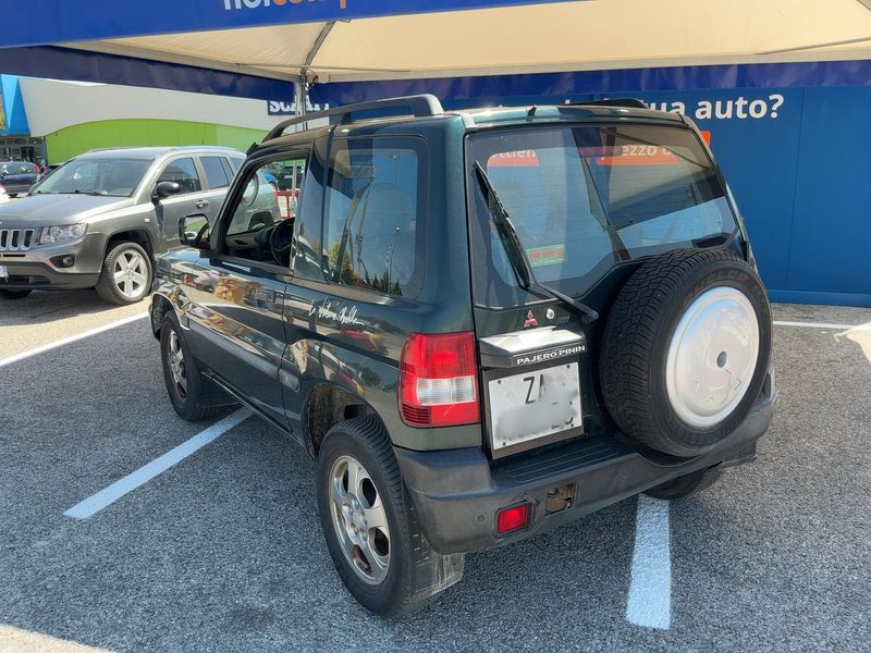 Mitsubishi Pajero 1.8 GDI Comfort II 1800 — zdjęcie 3