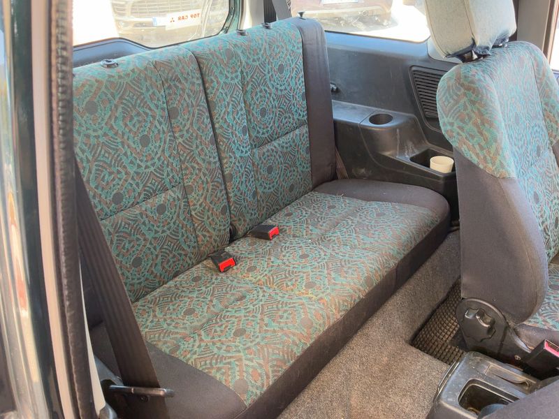 Mitsubishi Pajero 1.8 GDI Comfort II 1800 — zdjęcie 14