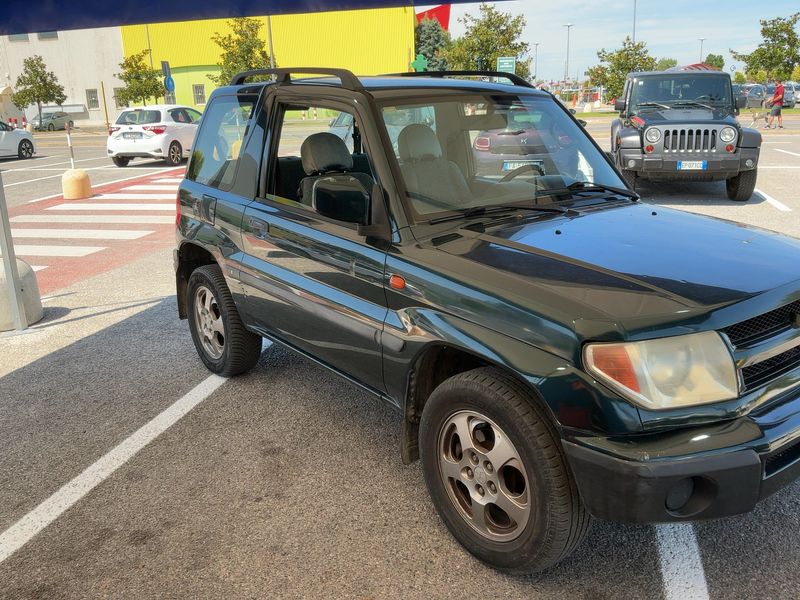 Mitsubishi Pajero 1.8 GDI Comfort II 1800 — zdjęcie 8