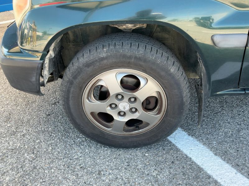 Mitsubishi Pajero 1.8 GDI Comfort II 1800 2000 – снимка 3