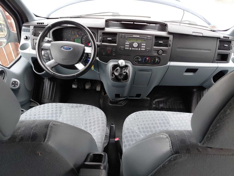 Ford Transit 2.2 TDCi FT 300 L Trend — zdjęcie 11