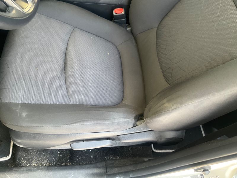 Toyota RAV 4 2.5 Hybrid 4x2 2020 – снимка 25