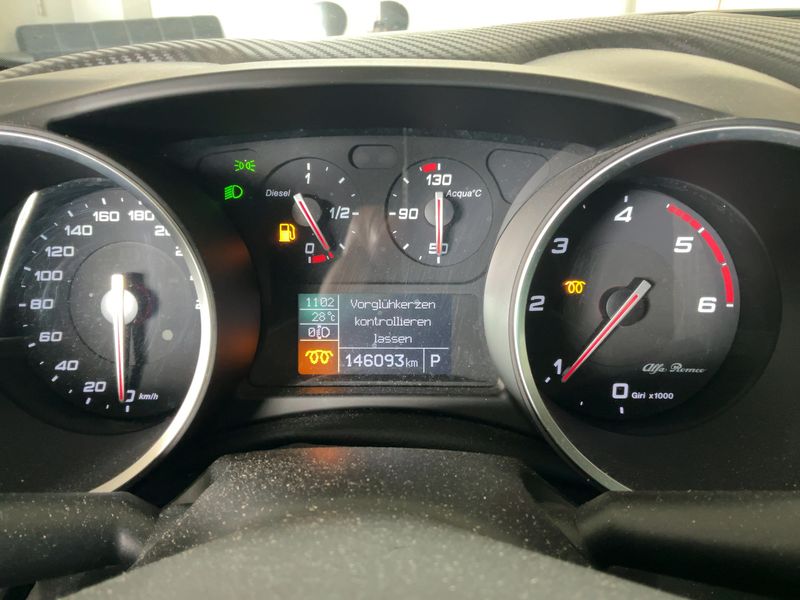 Alfa Romeo Giulietta 1.6 JTD Super — zdjęcie 13