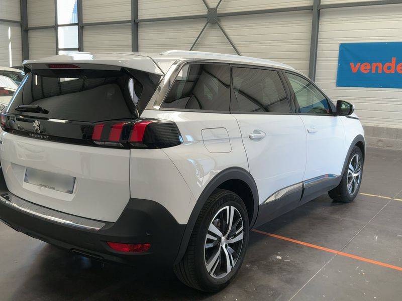 Peugeot 5008 1.2 PureTech Allure — zdjęcie 6