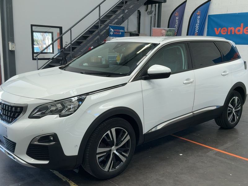 Peugeot 5008 1.2 PureTech Allure — zdjęcie 2