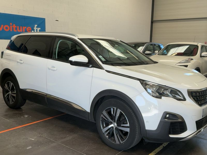 Peugeot 5008 1.2 PureTech Allure — zdjęcie 8