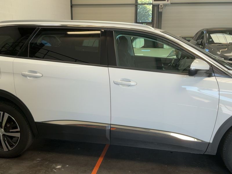 Peugeot 5008 1.2 PureTech Allure — zdjęcie 7