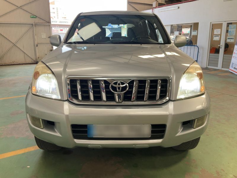 Toyota Land Cruiser 3.0 D-4D VX — zdjęcie 9