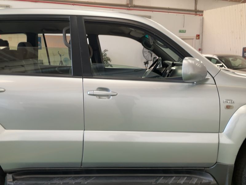 Toyota Land Cruiser 3.0 D-4D VX — zdjęcie 7