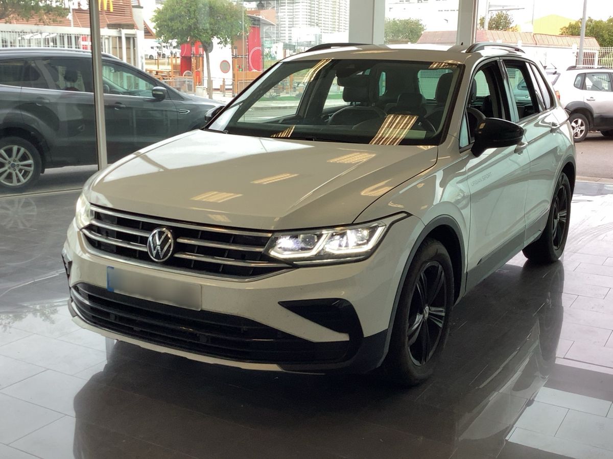 Volkswagen Tiguan 2022 — photo 1