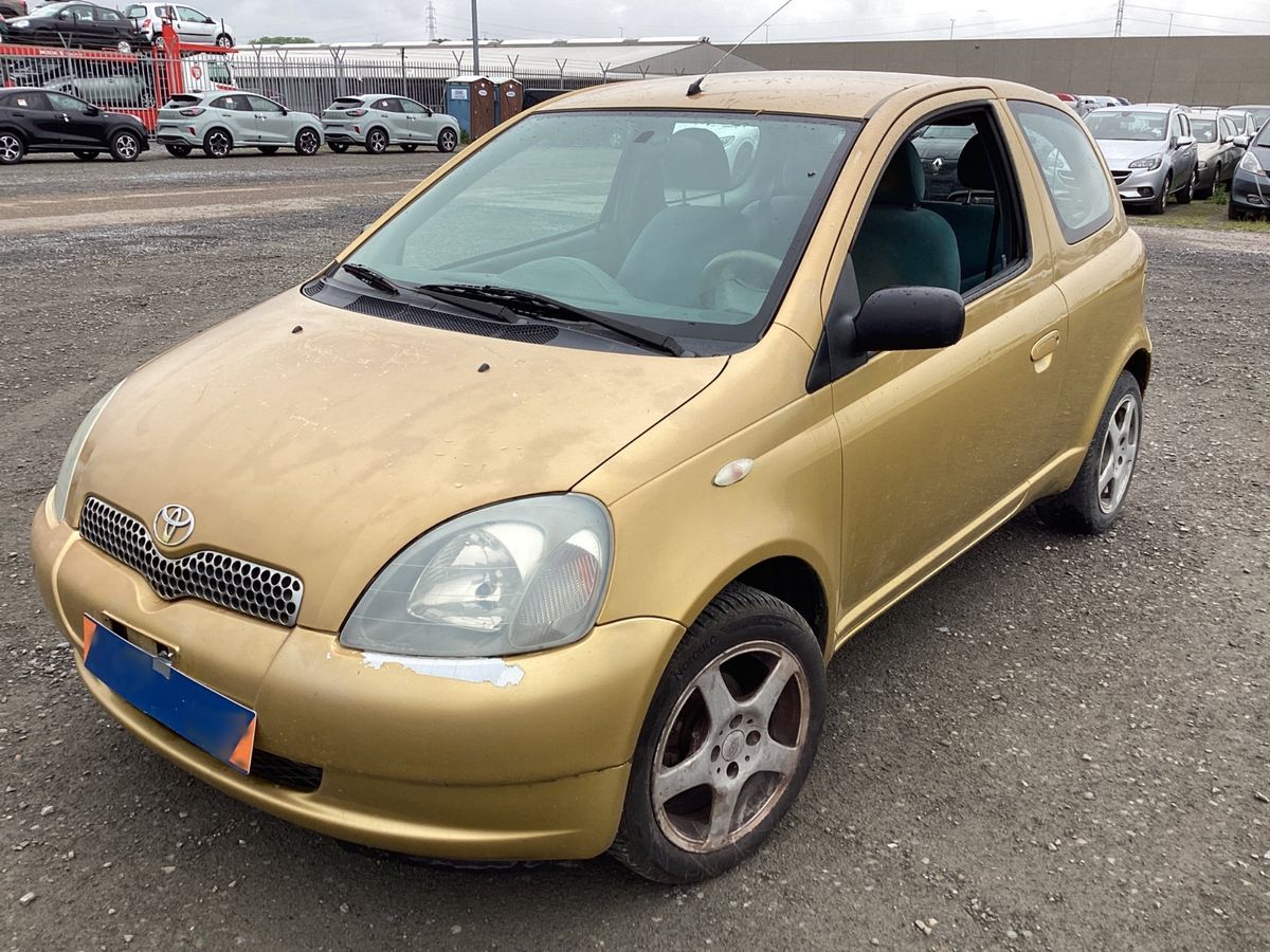 Toyota Yaris 2001