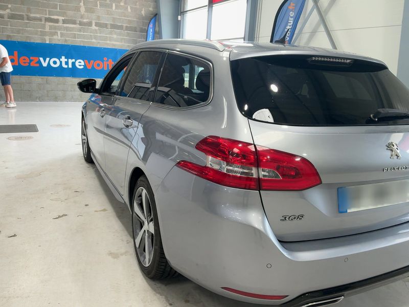 Peugeot 308 2.0 Blue-HDi GT Line — zdjęcie 3