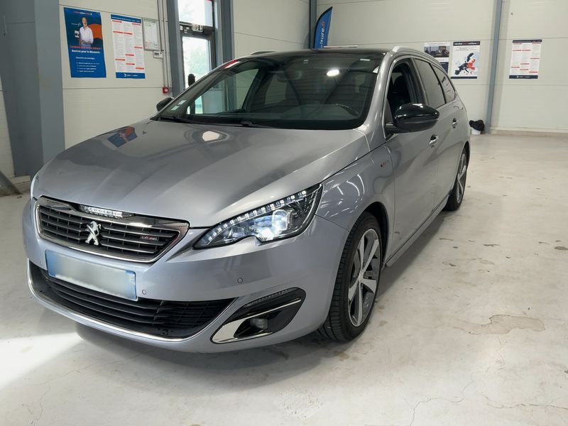 Peugeot 308 2.0 Blue-HDi GT Line