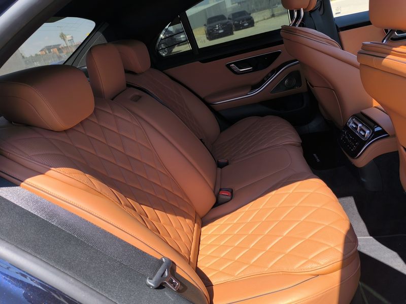Mercedes-Benz S-Klasse S 400 d 4Matic AMG Line — zdjęcie 13
