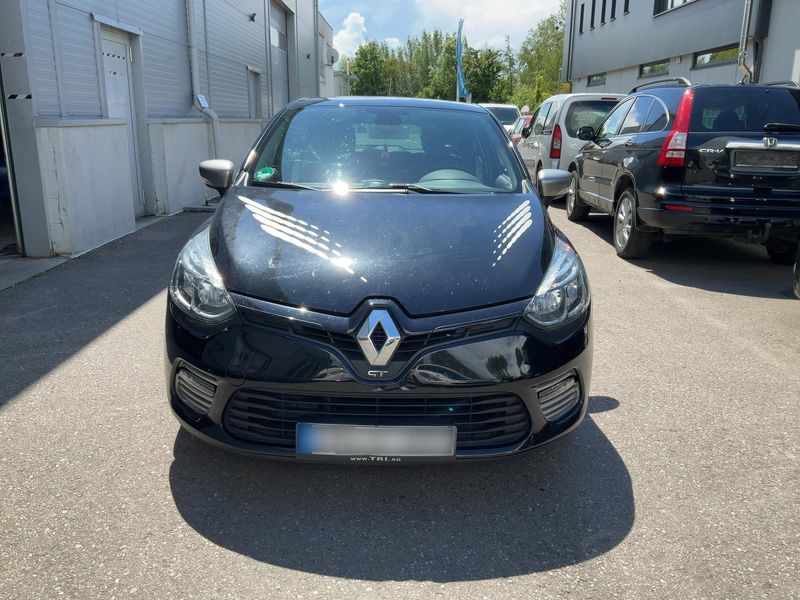 Renault Clio 1.2 TCe GT — zdjęcie 9