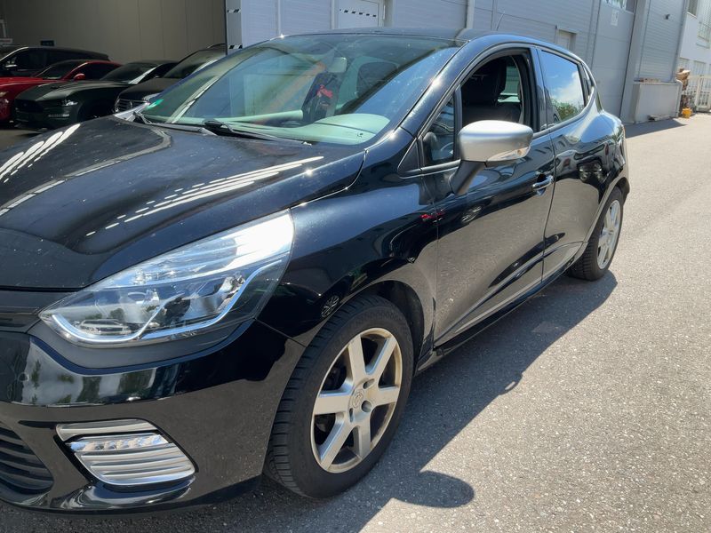 Renault Clio 1.2 TCe GT — zdjęcie 2