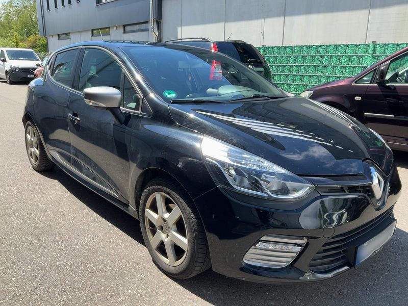 Renault Clio 1.2 TCe GT — zdjęcie 8