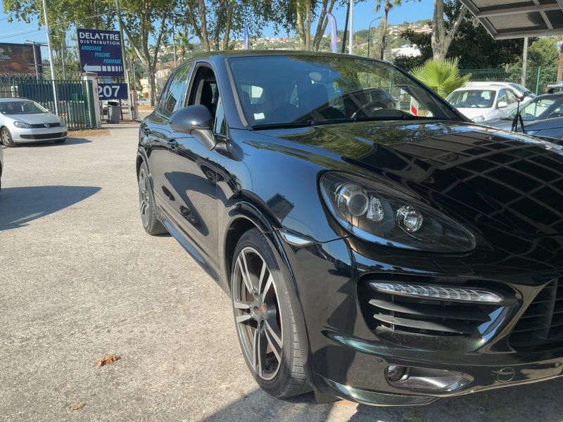 Porsche Cayenne GTS — zdjęcie 8