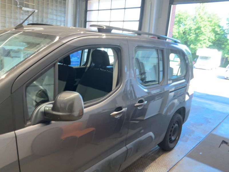 Citroen Berlingo 1.2 PureTech Feel XL — zdjęcie 4