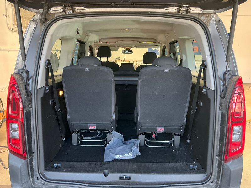 Citroen Berlingo 1.2 PureTech Feel XL — zdjęcie 10