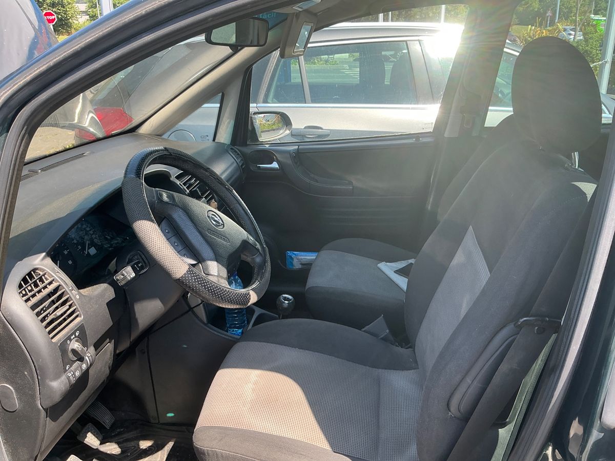 Opel Zafira 2005 — photo 4