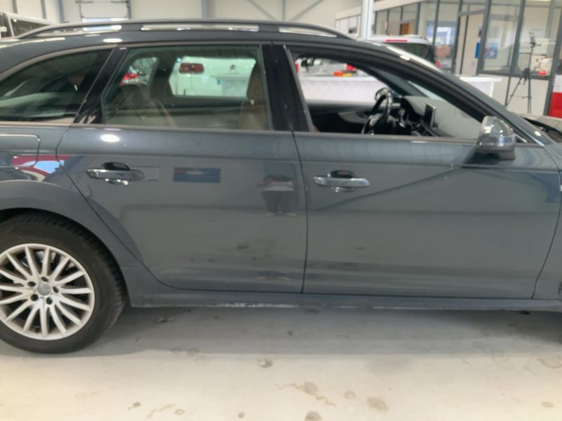 Audi A4 Allroad 3.0 V6 TDI quattro — zdjęcie 7