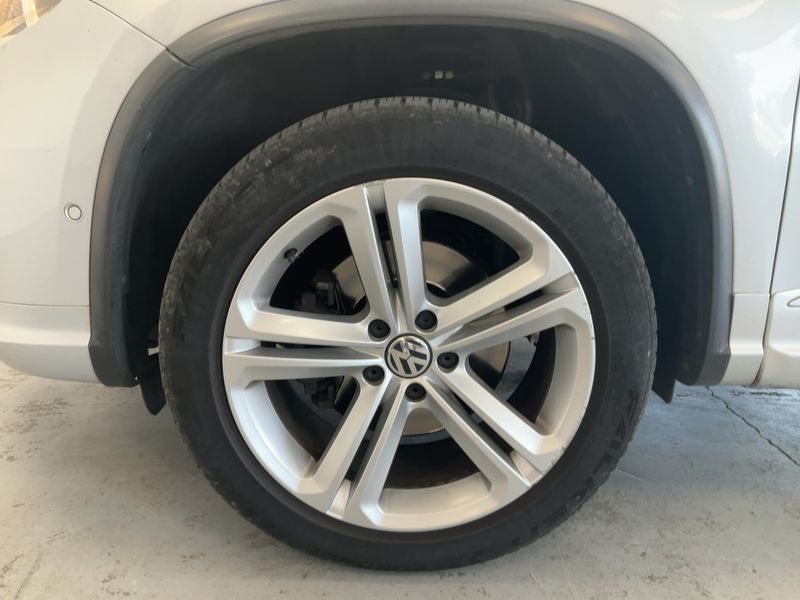 Volkswagen Tiguan 2.0 TDI Karat 4Motion BlueMotion Tech 2013 – снимка 3