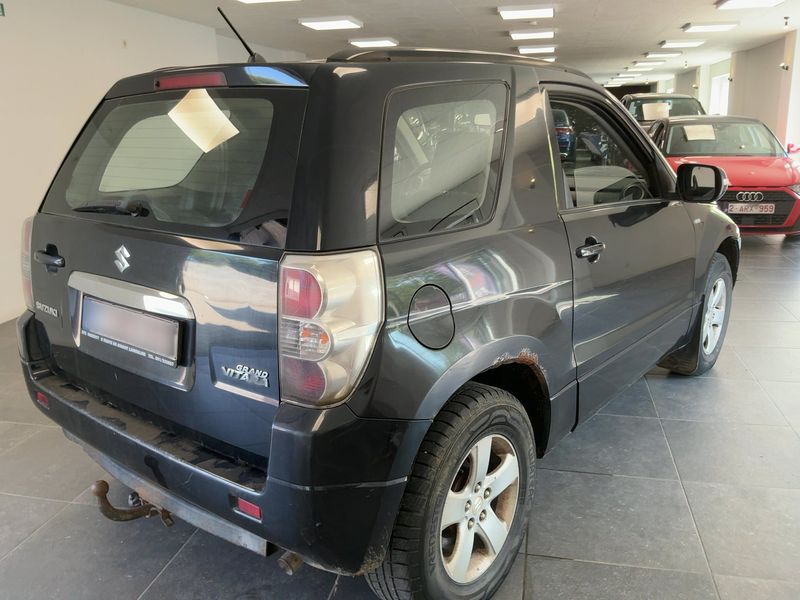 Suzuki Grand Vitara 1.9 DDiS Economy — zdjęcie 6