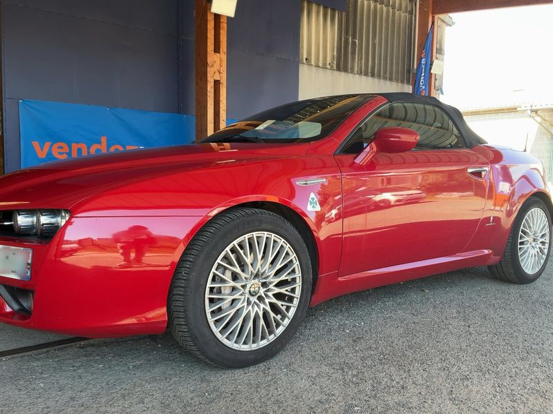 Alfa Romeo Alfa Spider 2.4 JTD Q-Tronic — zdjęcie 2