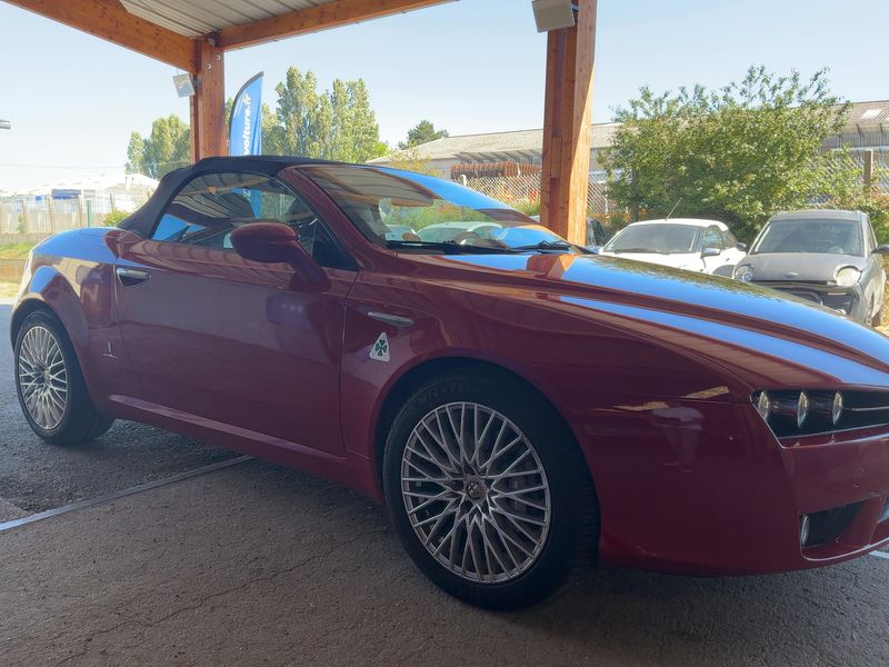 Alfa Romeo Alfa Spider 2.4 JTD Q-Tronic — zdjęcie 8