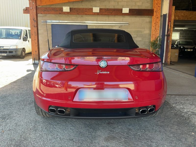 Alfa Romeo Alfa Spider 2.4 JTD Q-Tronic — zdjęcie 5