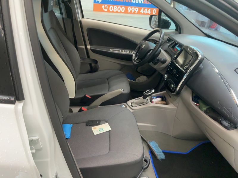 Renault Zoe electric drive 43 kW Intens — zdjęcie 11