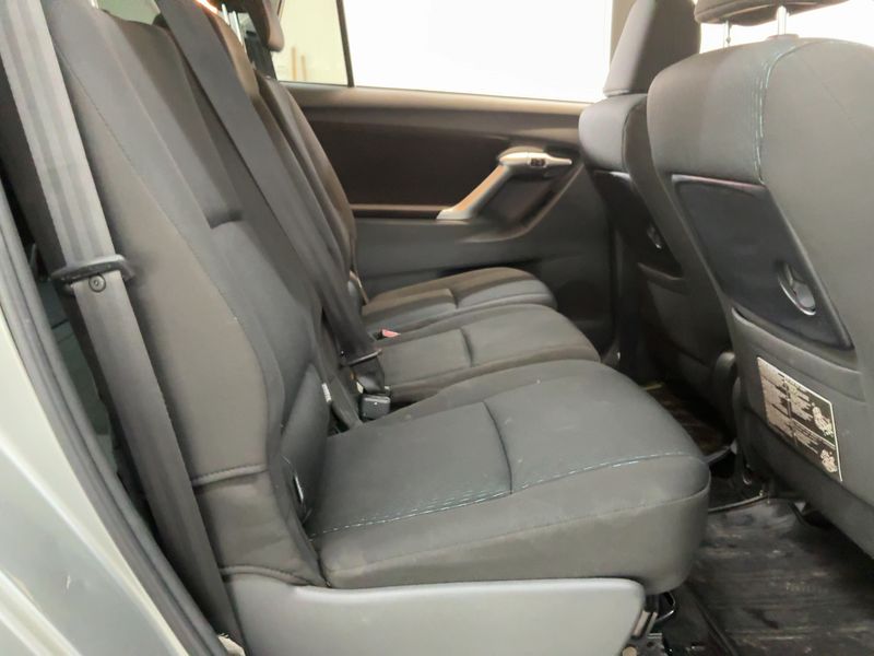 Toyota Verso 1.8 Travel — zdjęcie 14