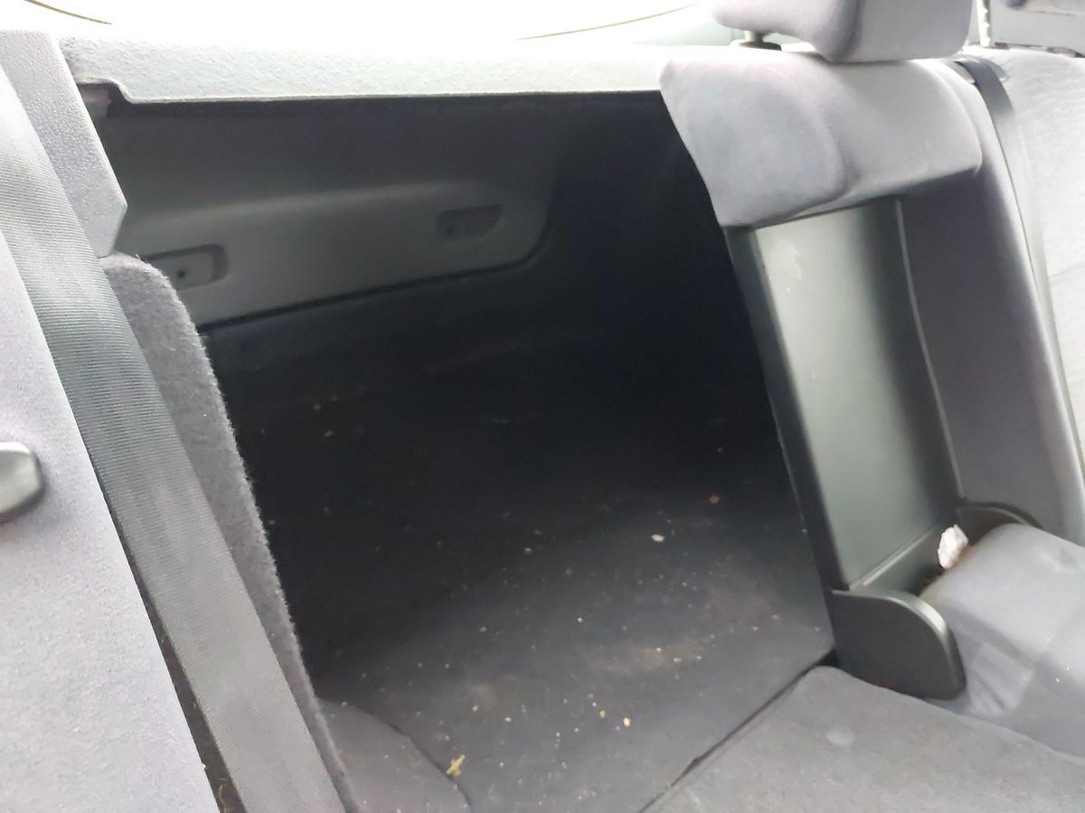 Nissan Primera 2006 — photo 10