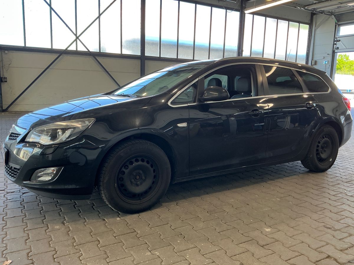 Opel Astra 2012