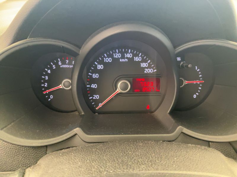 Kia Picanto 1.2 FIFA World Cup Edition — zdjęcie 13
